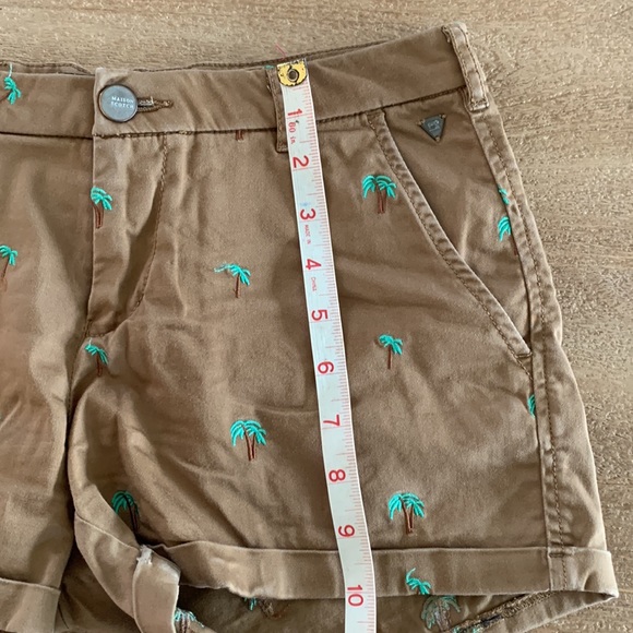 Scotch & Soda palm tree shorts - Picture 4 of 7